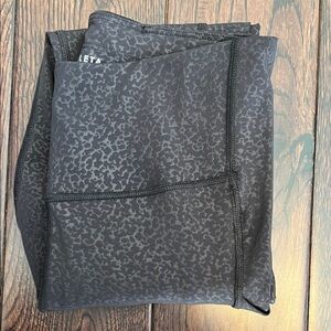 Athleta Women’s 7/8 Leggings